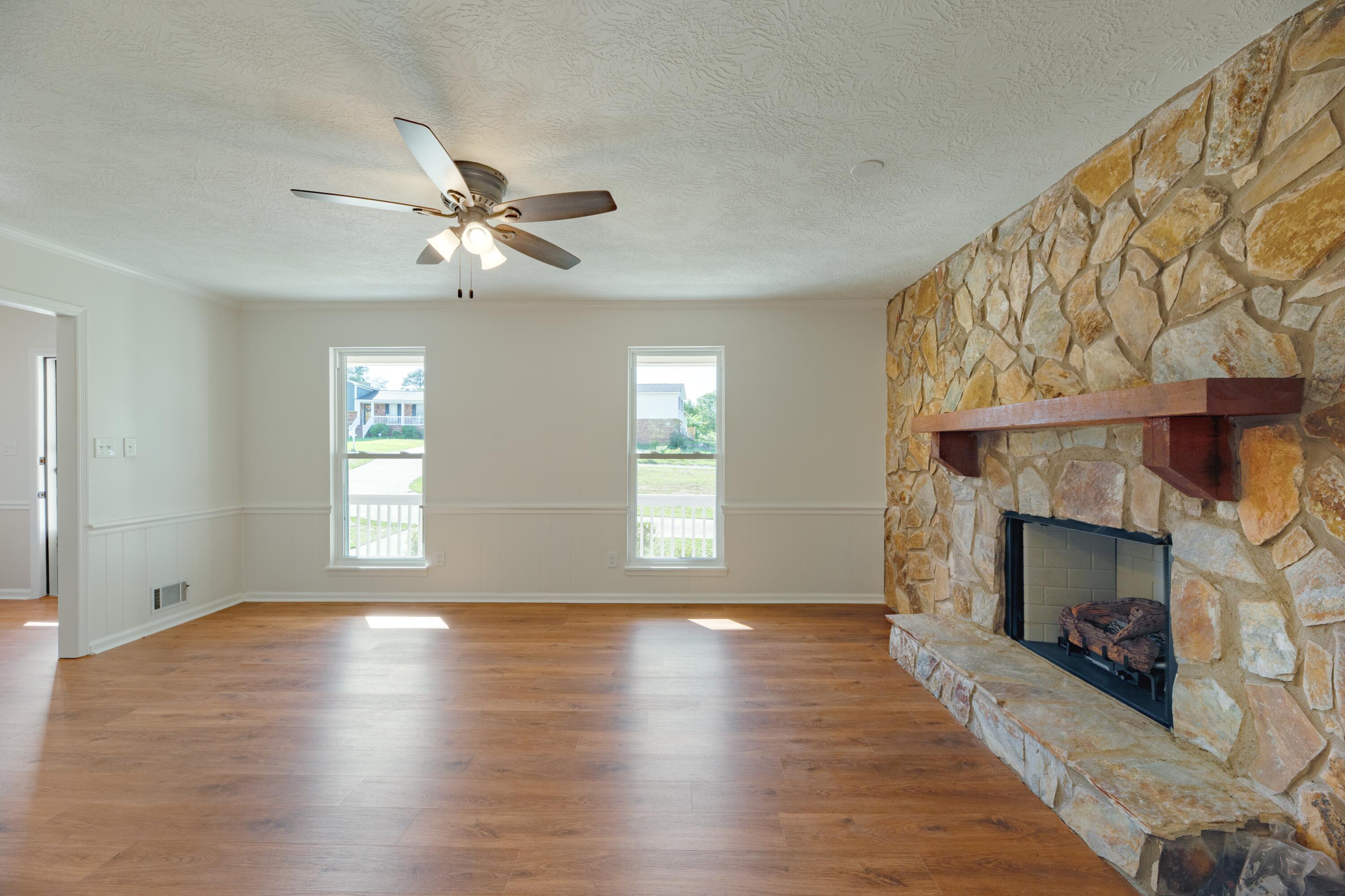 3974 Willowood Road Martinez, GA 30907 - Photo 11 of 28 Gallery Image 11
