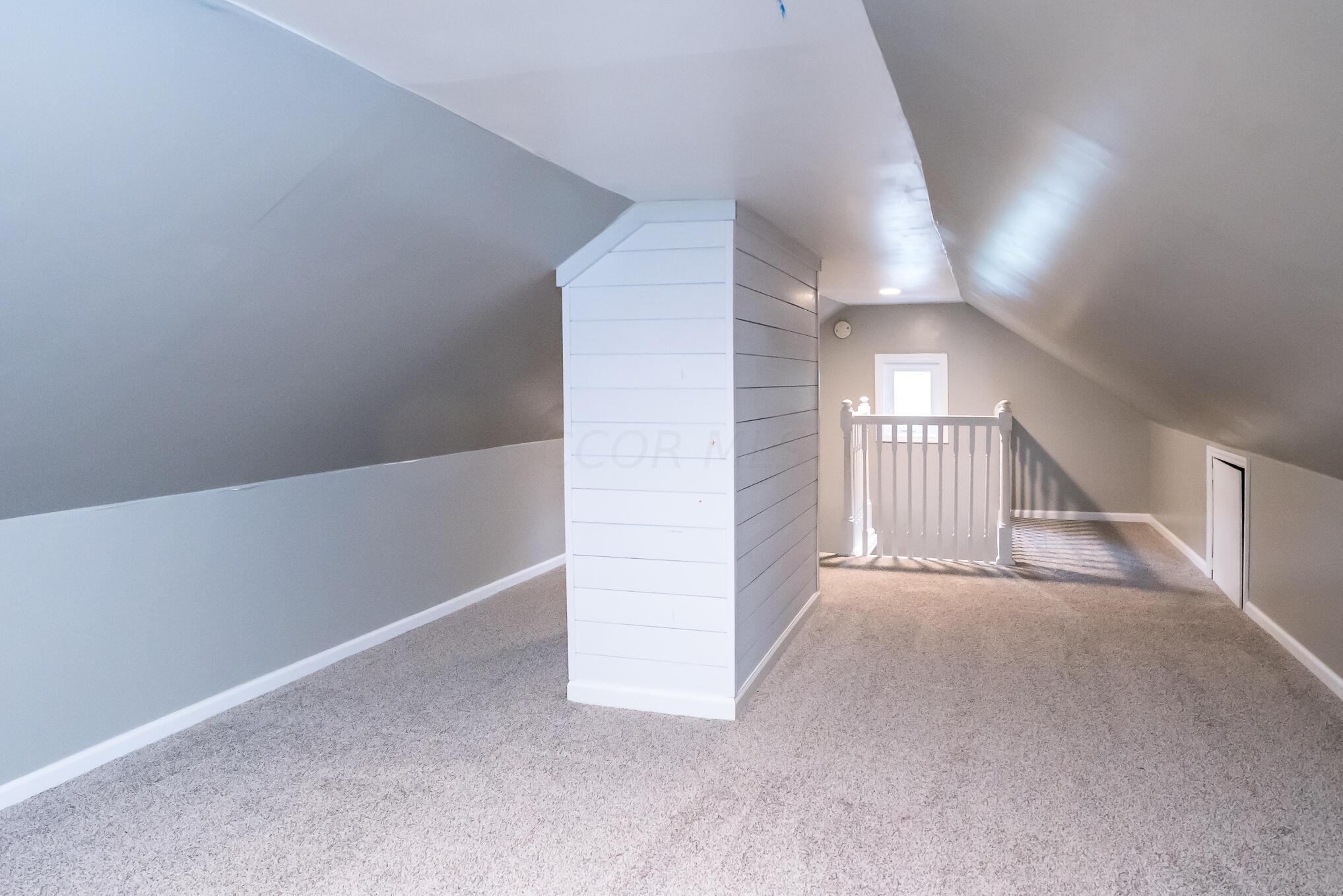 356 Gudrun Road Columbus, OH 43202 - Photo 38 of 53 3rd floor play room or bonus room