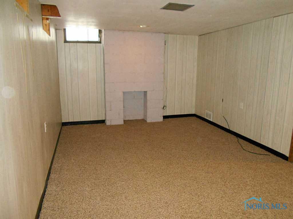 3832 Bowen Road Toledo, OH 43613 - Photo 9 of 14 Fin Basement.