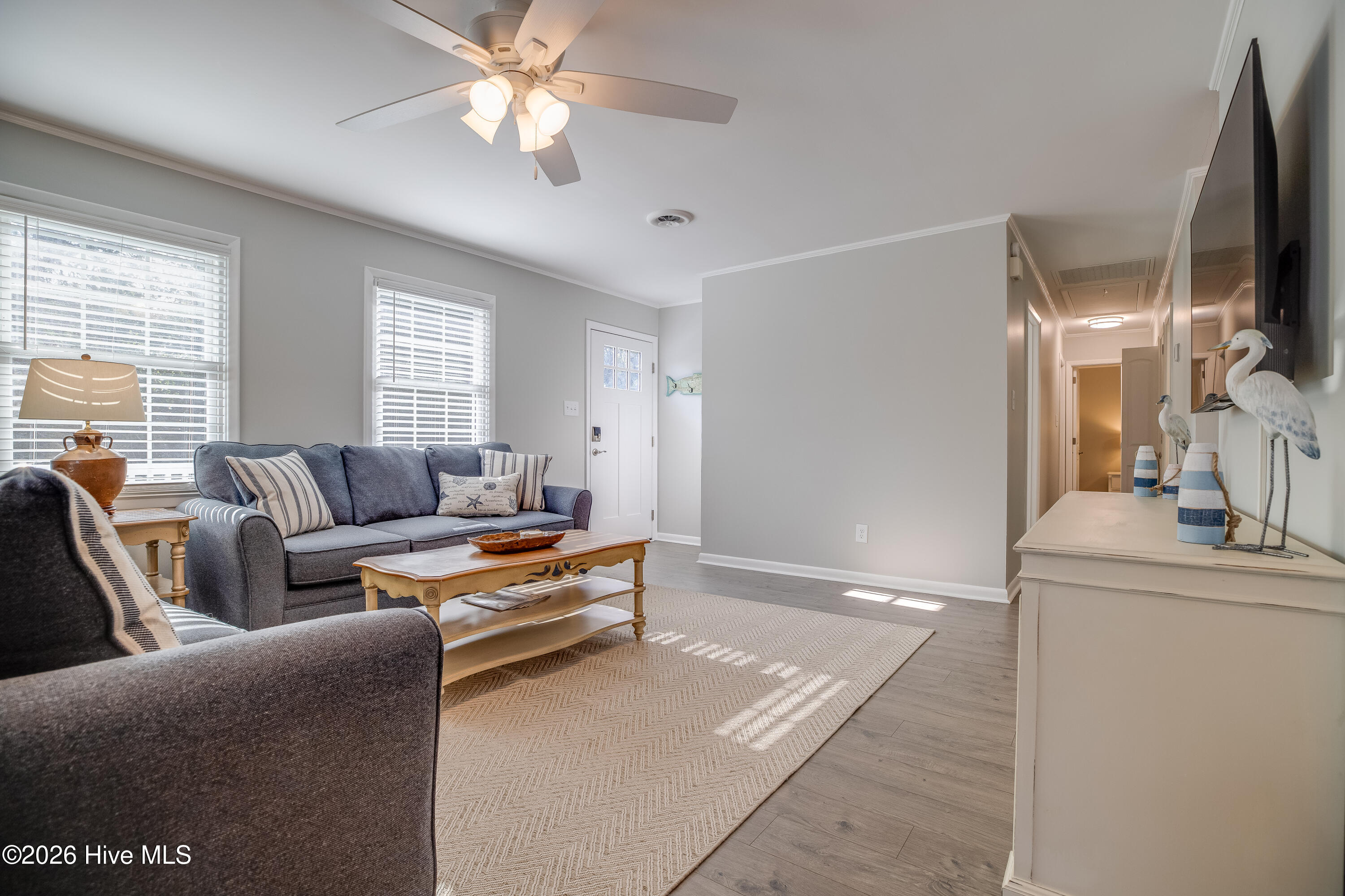 108 Hoffman Beach Road Atlantic Beach, NC 28512 - Photo 7 of 42 Living3