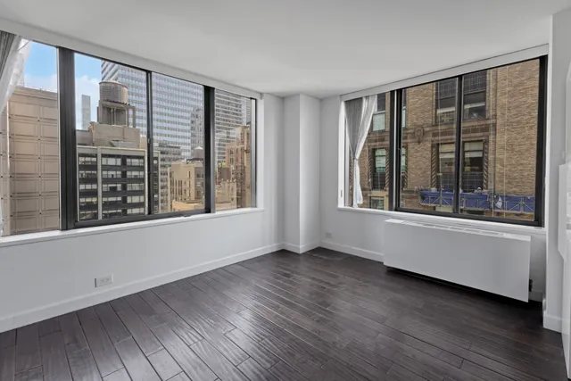 $1,145,000 | 445 5th Avenue, Unit 27H | Midtown South