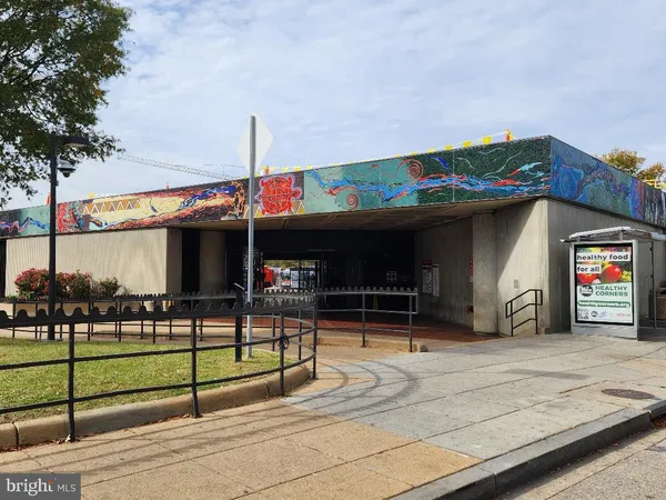 $1,950 | 2330 14th Place Southeast, Washington, DC 20020