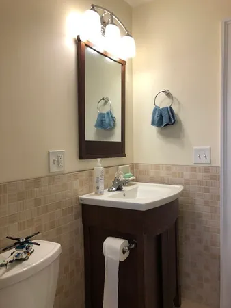 $4,495 | 16 Eliot Crescent, Unit 1, Brookline, MA 02467