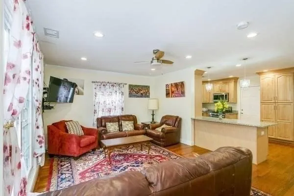 $4,495 | 16 Eliot Crescent, Unit 1, Brookline, MA 02467