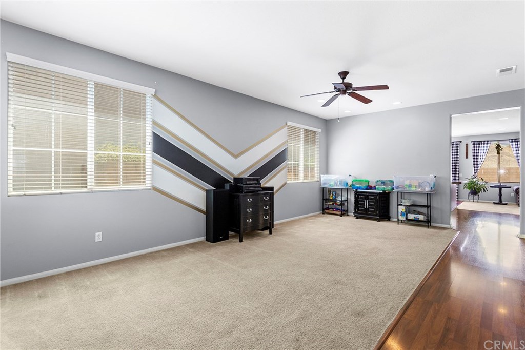 4865 Duskywing Road Hemet, CA 92545 - Photo 5 of 28 Gallery Image 5