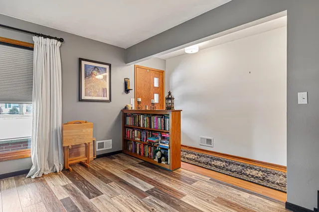 $359,900 | 421 Mc Indoe Street, Owatonna, MN 55060