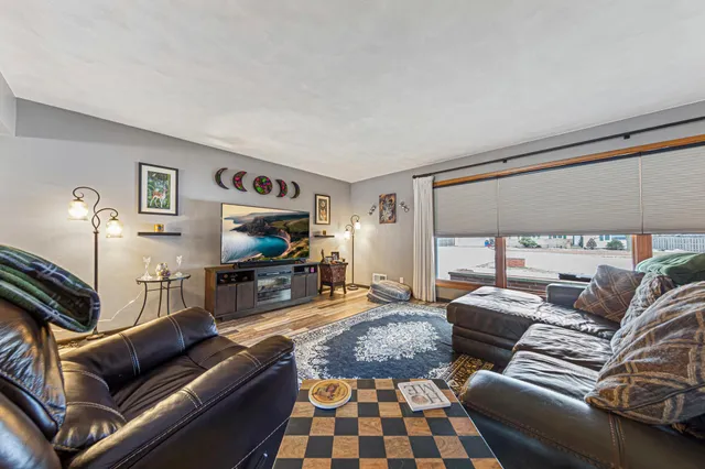 $359,900 | 421 Mc Indoe Street, Owatonna, MN 55060