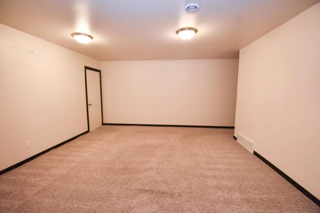 $399,000 | 7454 21st Street South, Fargo, ND 58104