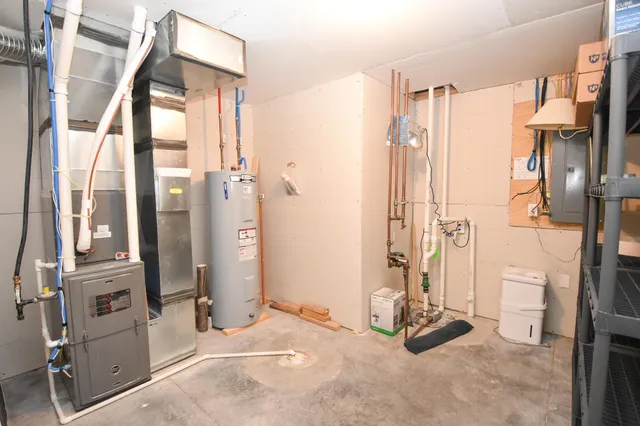 $399,000 | 7454 21st Street South, Fargo, ND 58104