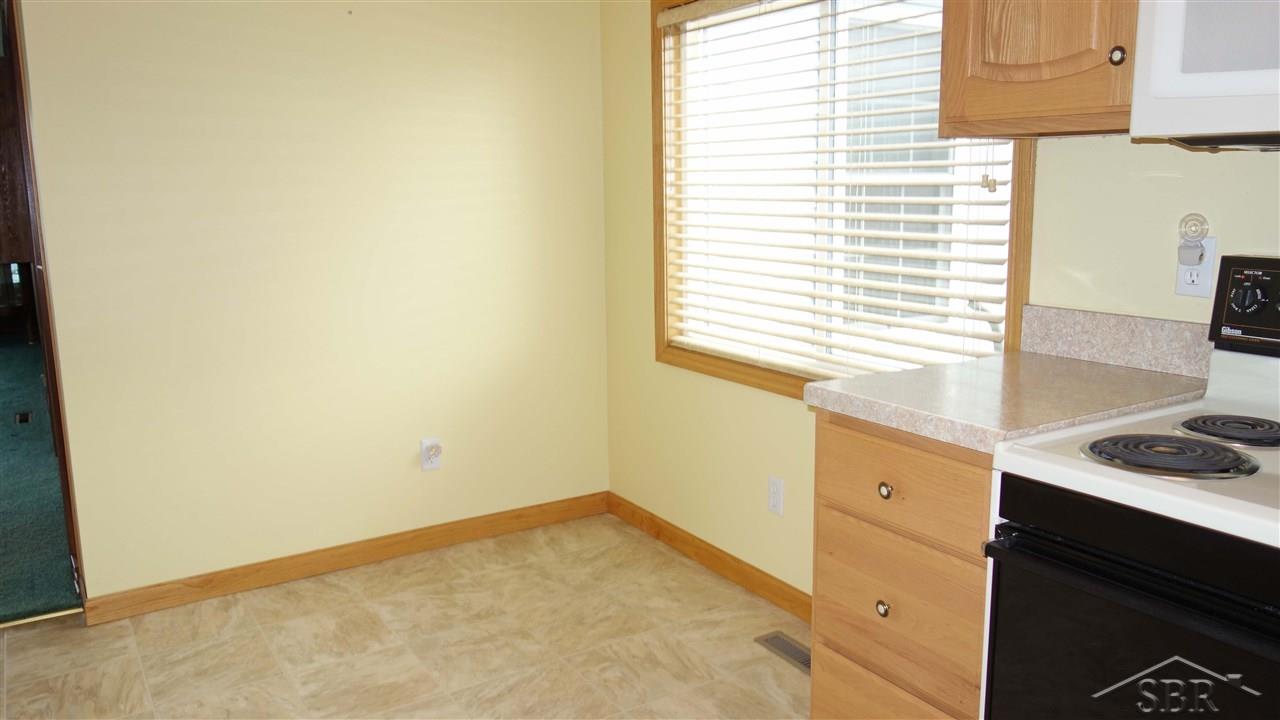 8577 West Gary Road Chesaning, MI 48616 - Photo 11 of 36 50038703-10.JPG