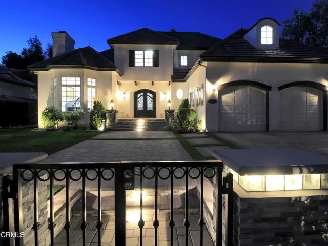 $4,550,000 | 1929 Lyans Drive, La Canada Flintridge, CA 91011