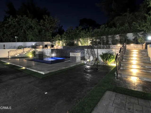 $4,550,000 | 1929 Lyans Drive, La Canada Flintridge, CA 91011