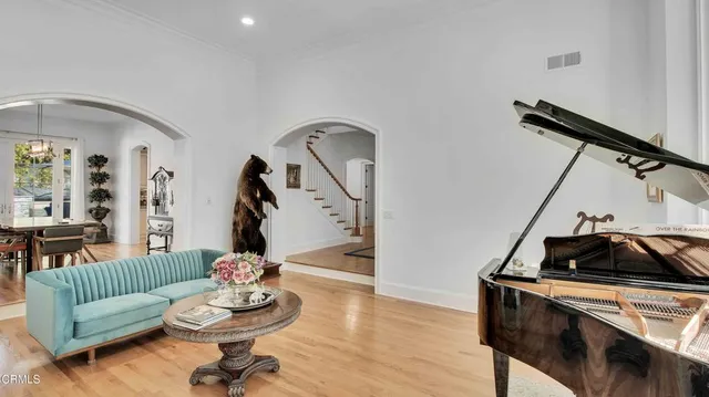 $4,550,000 | 1929 Lyans Drive, La Canada Flintridge, CA 91011