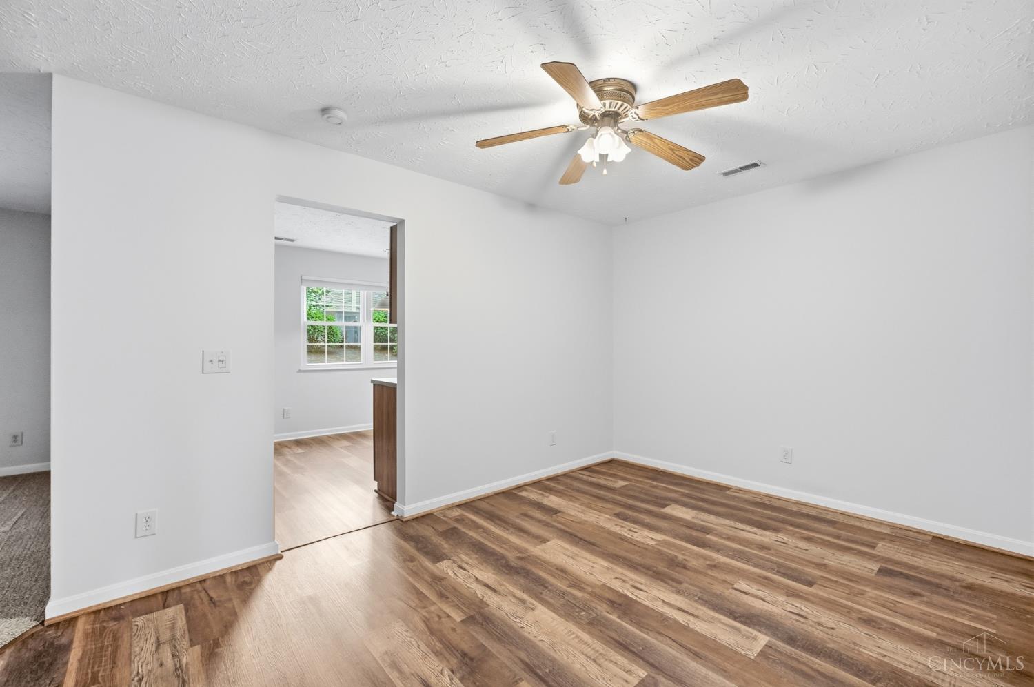 10512 West Road, Unit 34 Harrison, OH 45030 - Photo 8 of 32