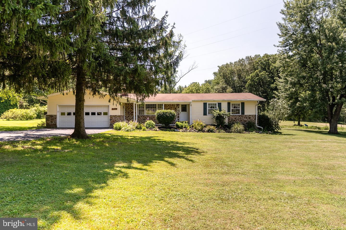 4742 Beck Road Emmaus, PA 18049 - Photo 1 of 24 Gallery Image 1