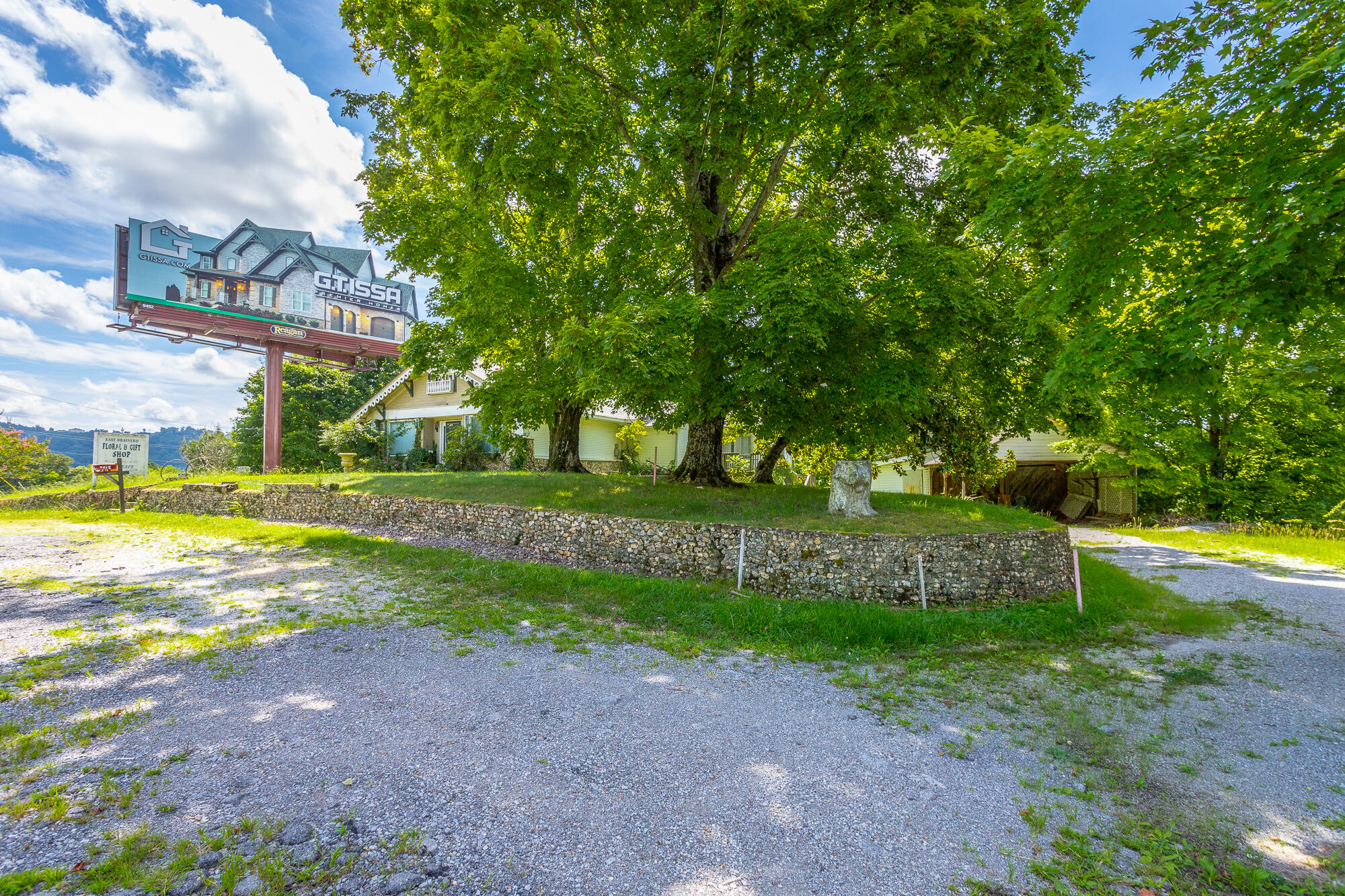 9514 East Brainerd Road Chattanooga, TN 37421 - Photo 13 of 42 Front View