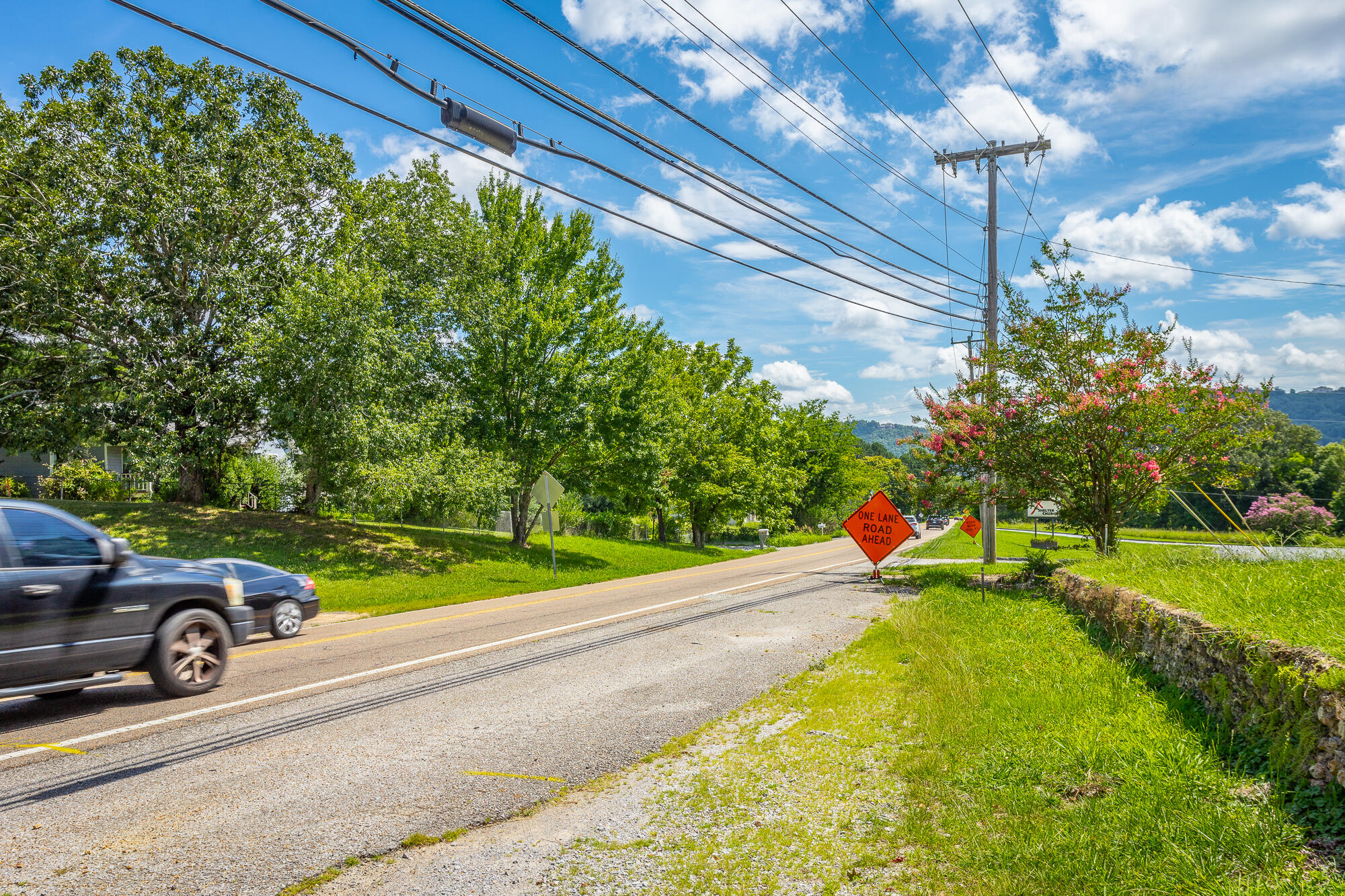 9514 East Brainerd Road Chattanooga, TN 37421 - Photo 41 of 42 Main Road
