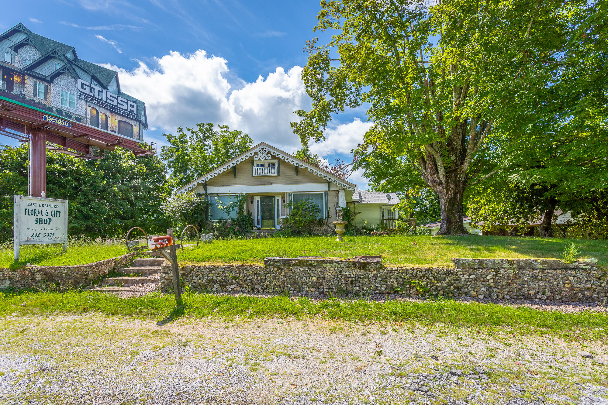 9514 East Brainerd Road Chattanooga, TN 37421 - Photo 6 of 42 Front View