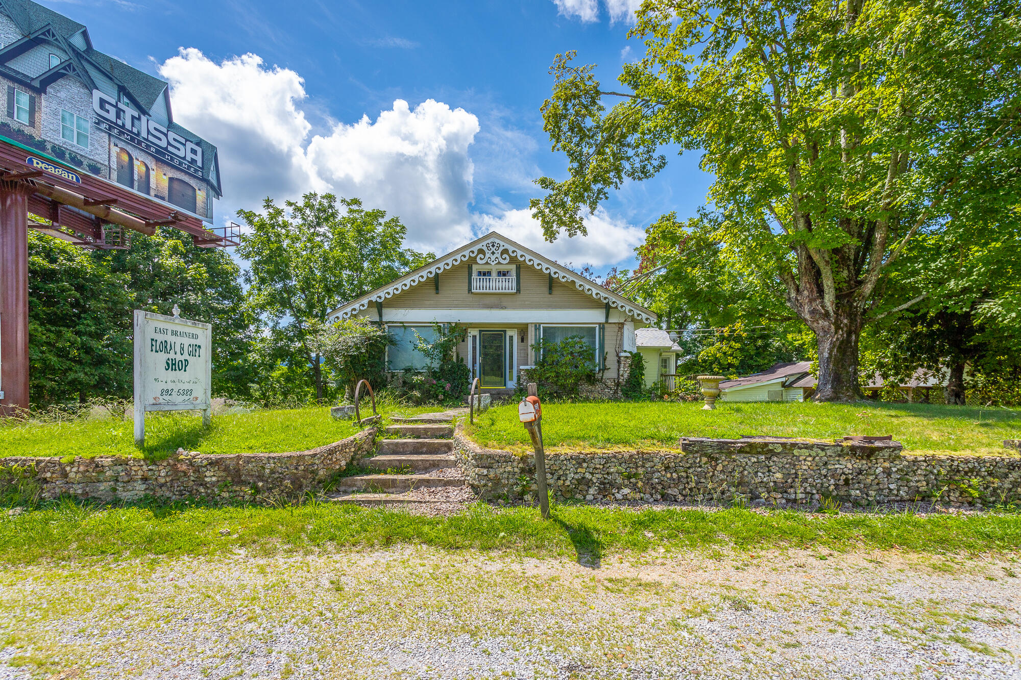 9514 East Brainerd Road Chattanooga, TN 37421 - Photo 7 of 42 Front View