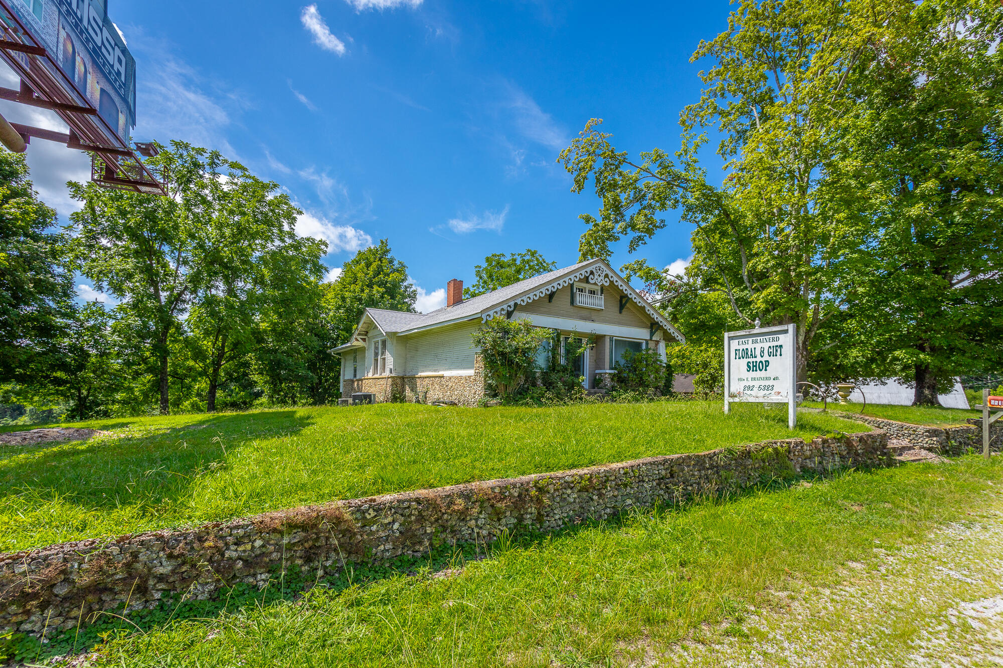 9514 East Brainerd Road Chattanooga, TN 37421 - Photo 10 of 42 Front View