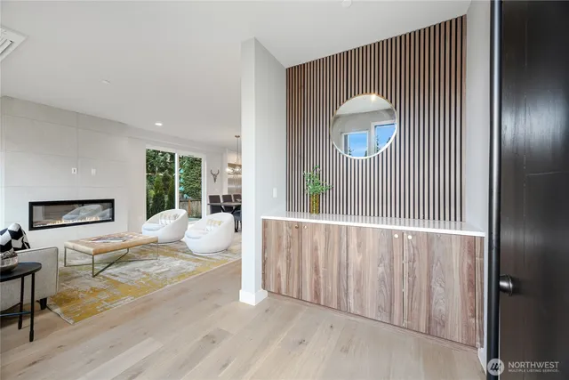 $2,288,000 | 8108 126th Avenue Northeast, Kirkland, WA 98033