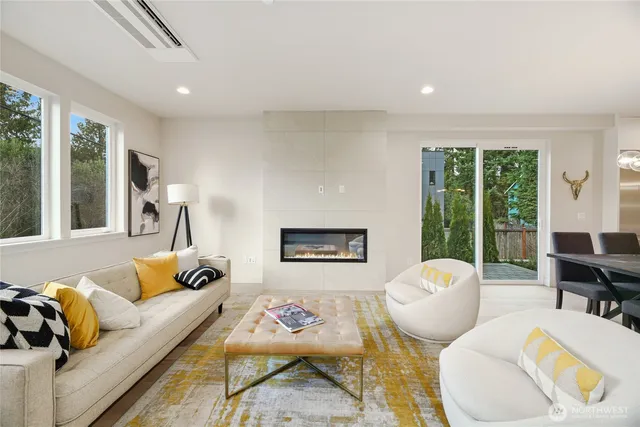 $2,288,000 | 8108 126th Avenue Northeast, Kirkland, WA 98033