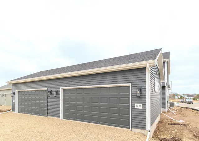 $389,900 | 1077 Tundra, Oregon, WI 53575