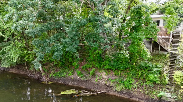 $260,000 | 610 North Forest Drive, Winamac, IN 46996