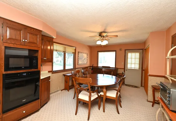 $260,000 | 610 North Forest Drive, Winamac, IN 46996