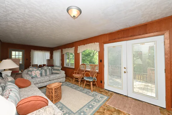 $260,000 | 610 North Forest Drive, Winamac, IN 46996