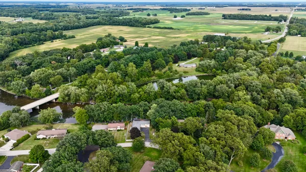 $260,000 | 610 North Forest Drive, Winamac, IN 46996