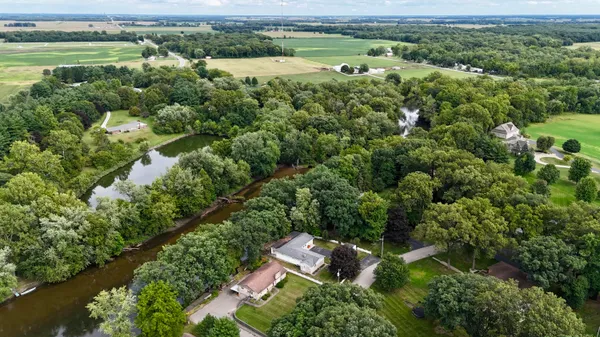 $260,000 | 610 North Forest Drive, Winamac, IN 46996