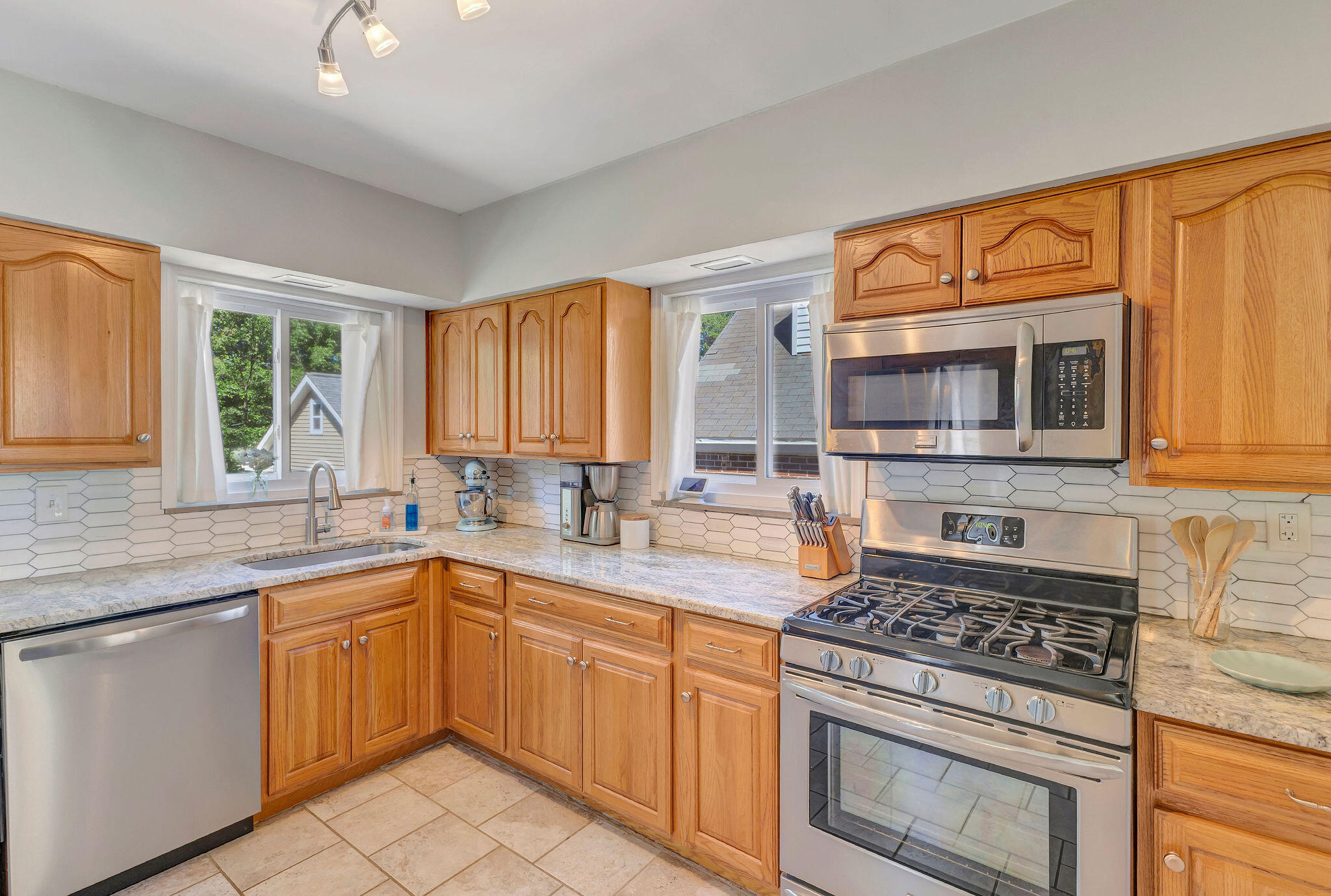 107 Morris Road Covington, KY 41011 - Photo 5 of 27 707A7858