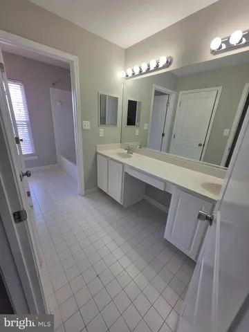 $3,200 | 12933 Clarks Crossing Drive, Clarksburg, MD 20871