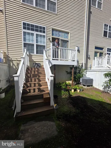 $3,200 | 12933 Clarks Crossing Drive, Clarksburg, MD 20871