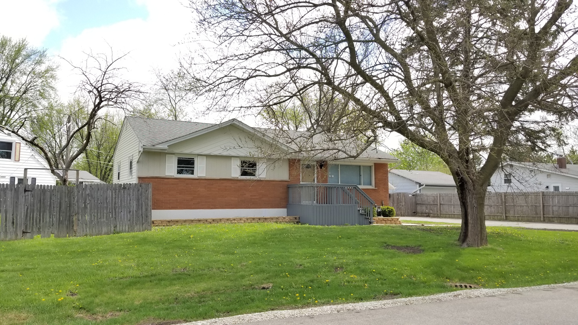 18120 West Big Oaks Road Grayslake, IL 60030 - Photo 1 of 17