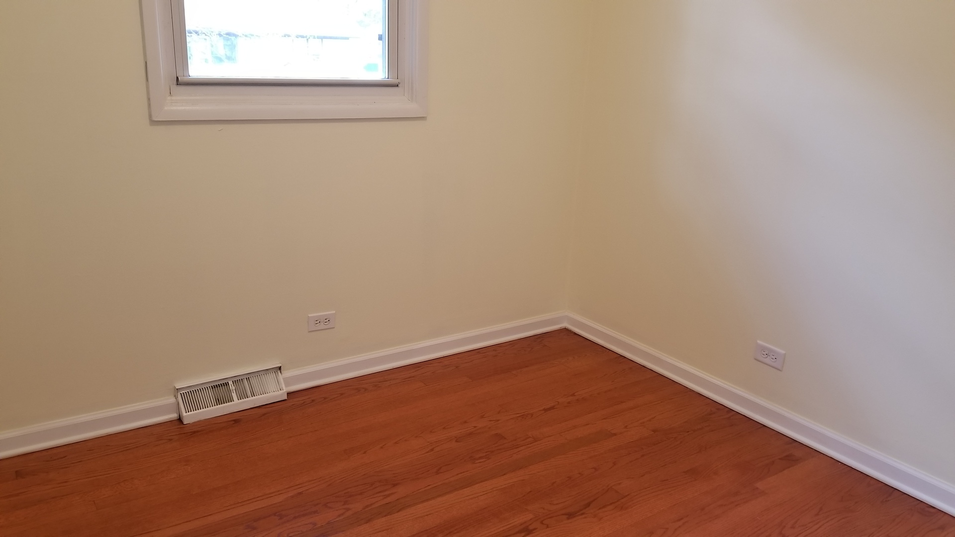 18120 West Big Oaks Road Grayslake, IL 60030 - Photo 8 of 17