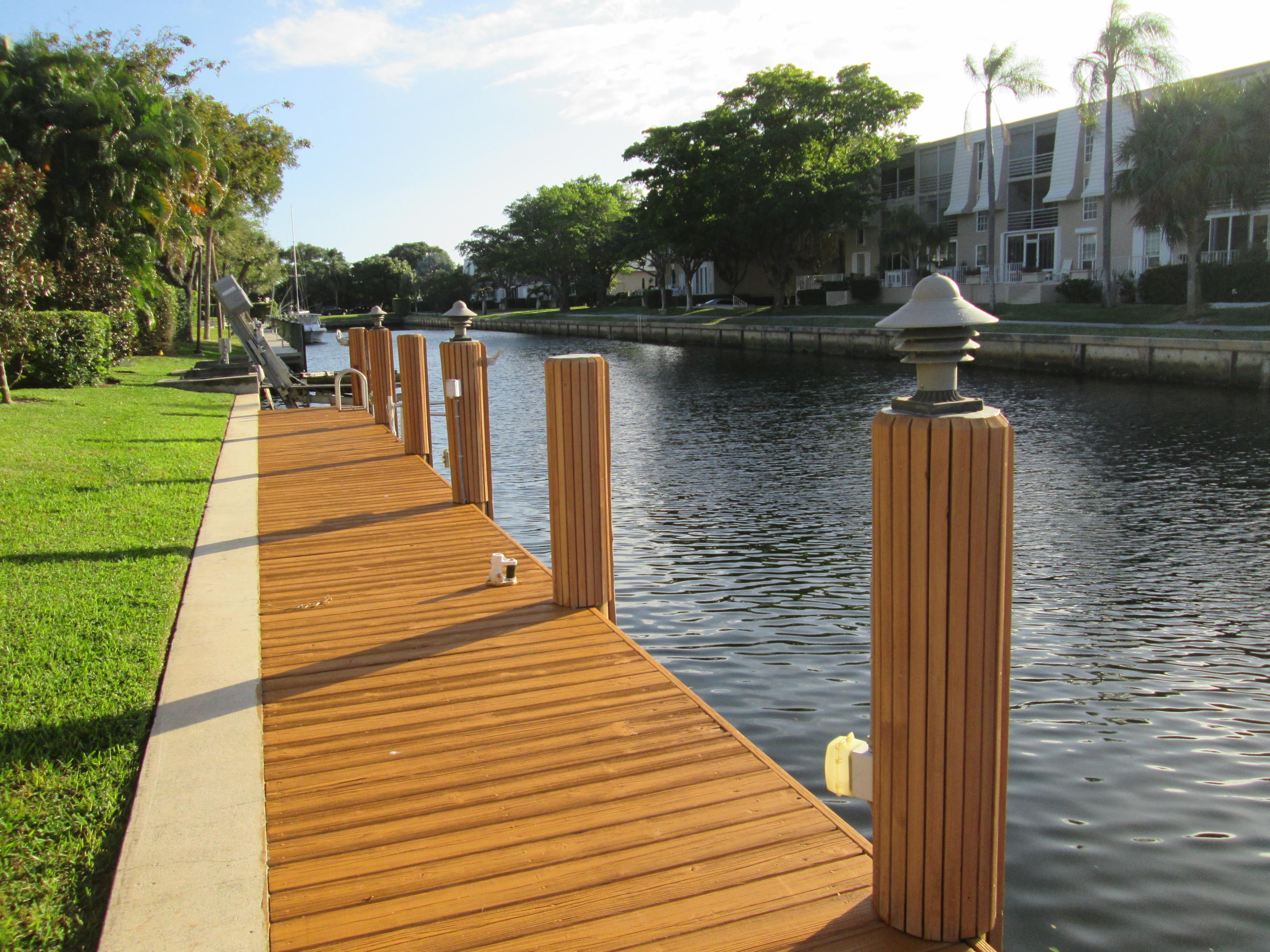 777 Jeffery Street Boca Raton, FL 33487 - Photo 35 of 38 IMG_2931