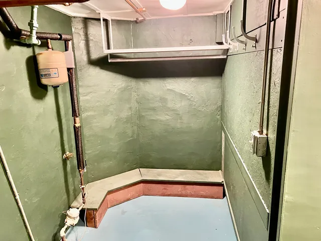 $1,950 | 1701 Victoria Avenue, North Chicago, IL 60064