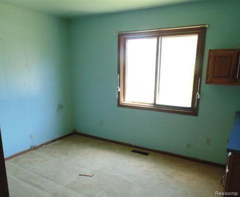 3430 County Road Grawn, MI 49637 - Photo 4 of 5 103232146 BR.jpg