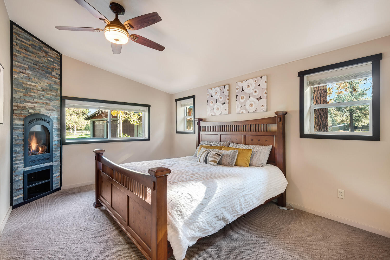15630 Trapper Point Road Sisters, OR 97759 - Photo 45 of 67 46