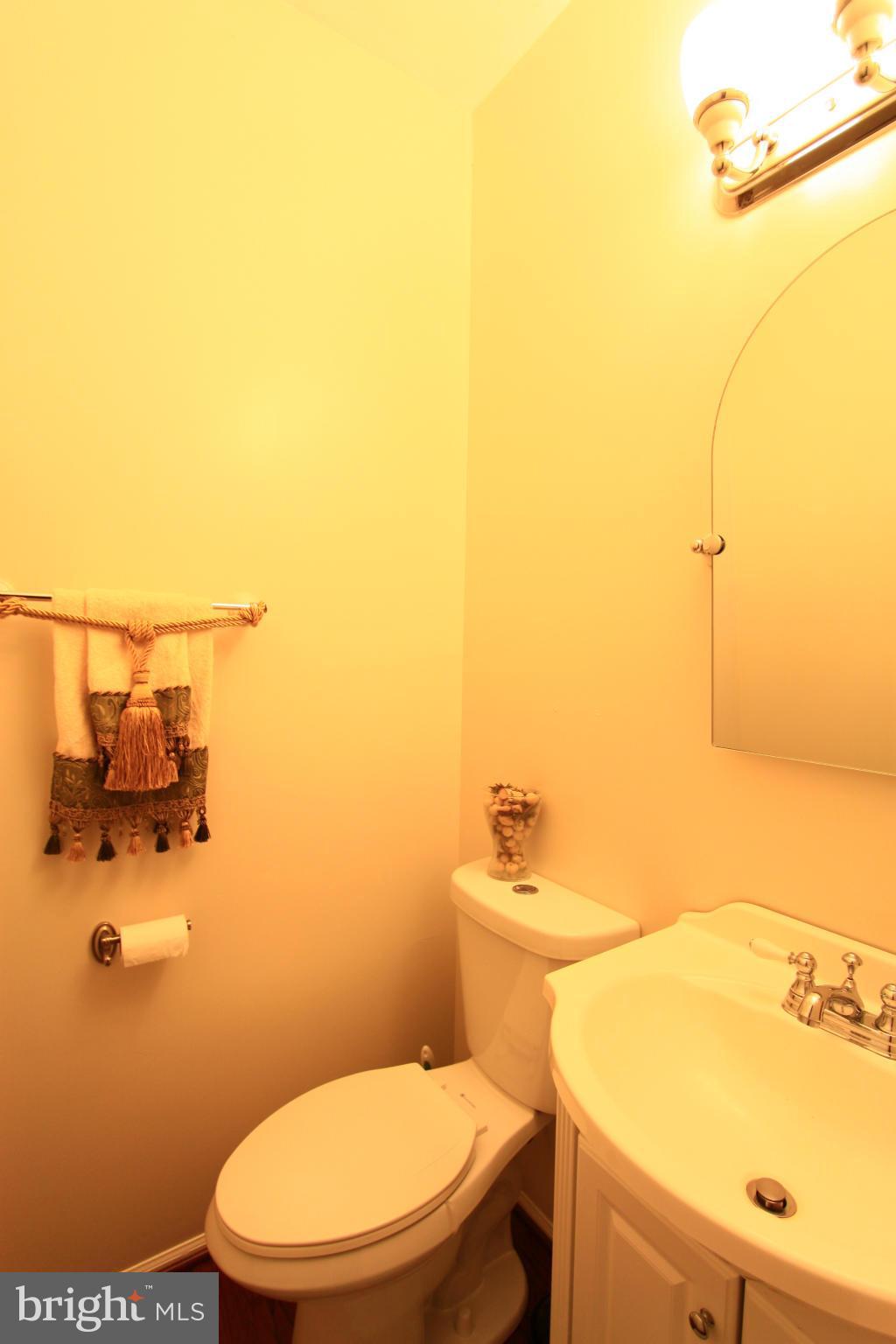 6348 Wind Rider Way Columbia, MD 21045 - Photo 4 of 25 Bath