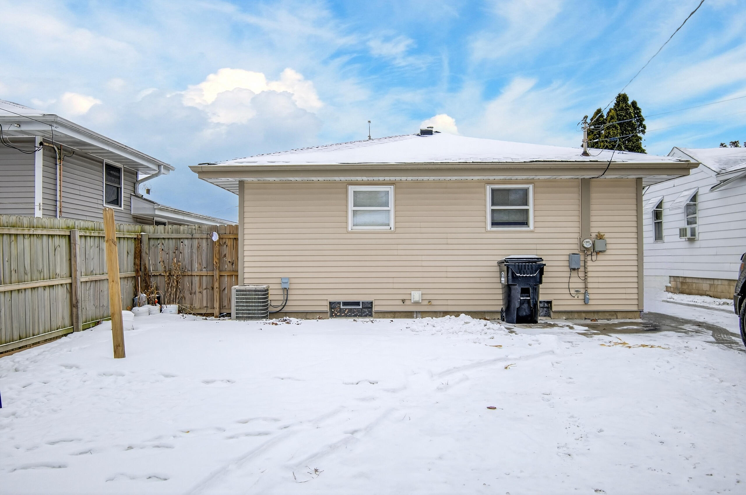 1617 Ohio Street Racine, WI 53405 - Photo 24 of 27 back of Home