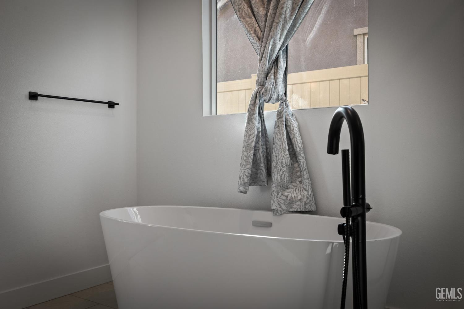 Undisclosed Address Tehachapi, CA 93561 - Photo 24 of 50