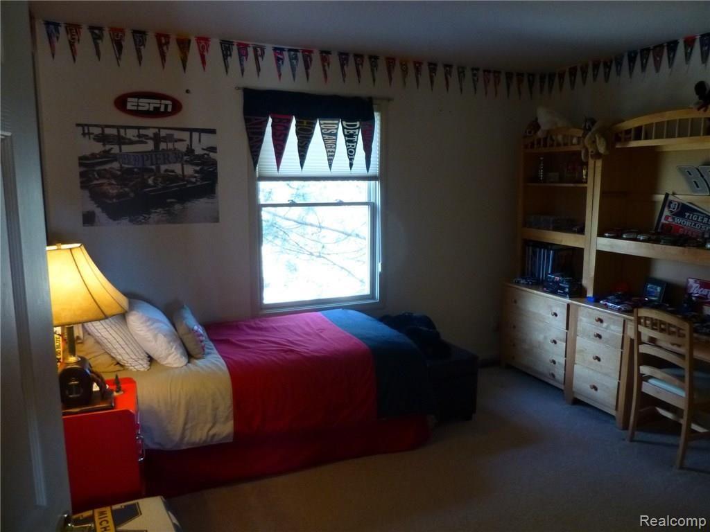 1879 Beaver Creek Drive Rochester, MI 48307 - Photo 14 of 24