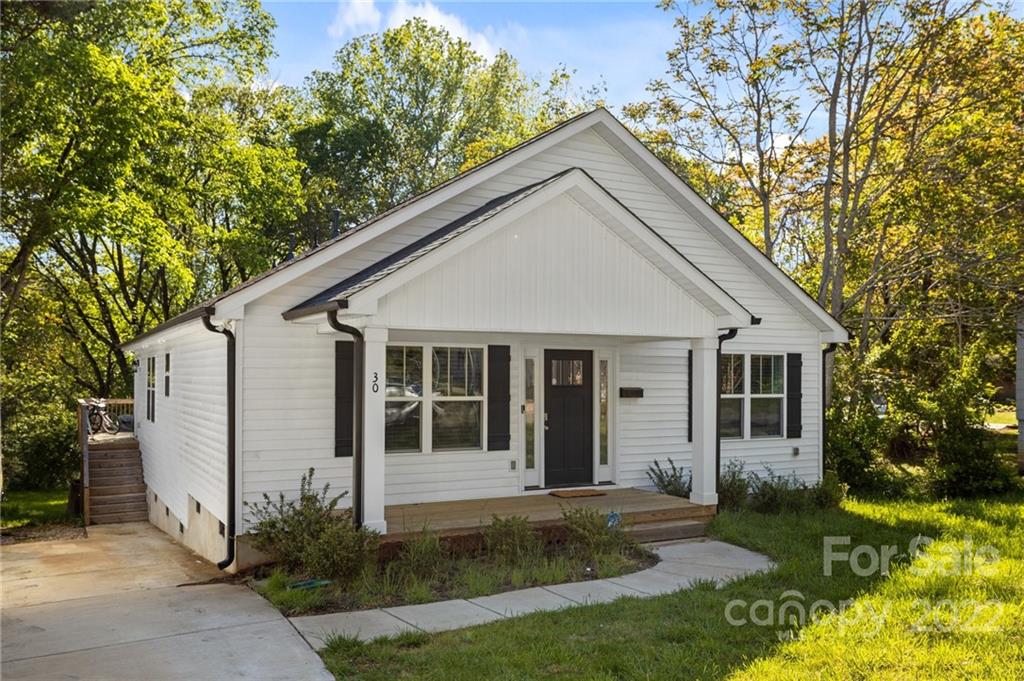 30 Rose Street York, SC 29745 - Photo 2 of 31 a view of a house with a yard