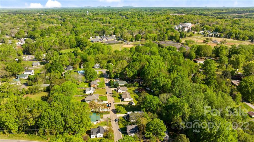 30 Rose Street York, SC 29745 - Photo 27 of 31 a view of a green field