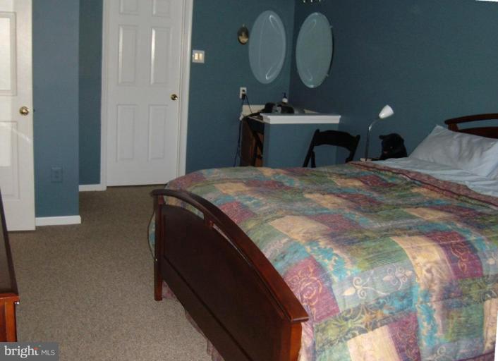 955 Pointer Ridge Drive Gaithersburg, MD 20878 - Photo 22 of 30 Newly Refinished Master Suite