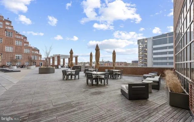 $449,000 | 250 President Street, Unit 600, Baltimore, MD 21202