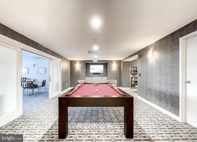 $449,000 | 250 President Street, Unit 600, Baltimore, MD 21202